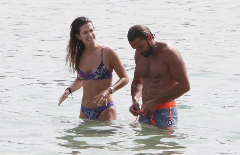thomopoulou marakakis paralia