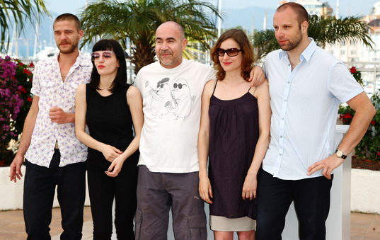 CANNES, FRANCE - MAY 19: (L-R) Greek actors Christos Passalis, Mary Tsoni, Christos Stergioglou, and Aggeliki and director Yorgos Lanthimos attend the Dogtooth Photocall held at the Palais Des Festivals during the 62nd International Cannes Film Festival on May 19, 2009 in Cannes, France. (Photo by Gareth Cattermole/Getty Images)