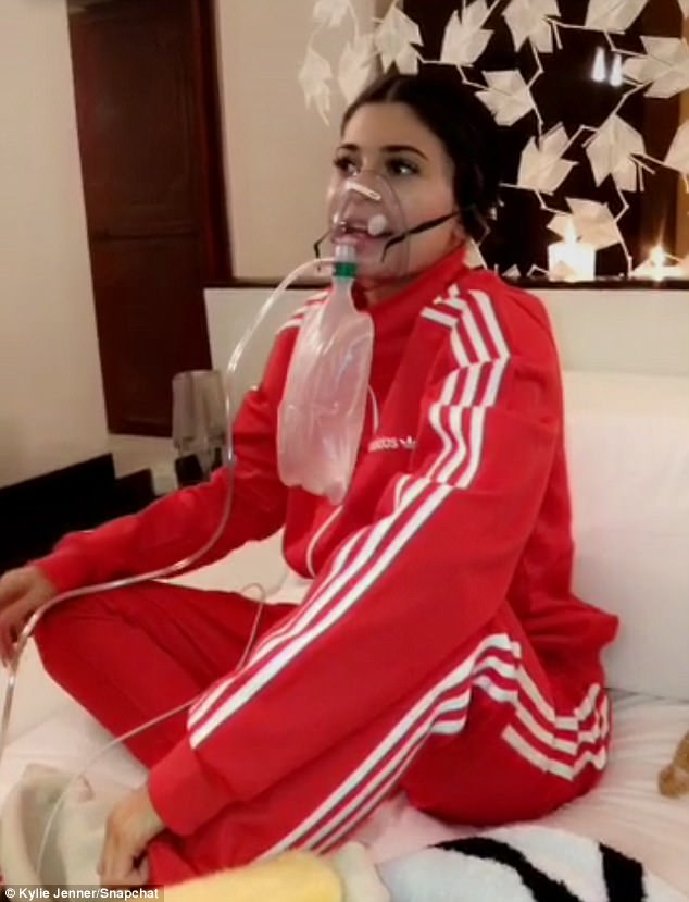 kylie jenner-oxygen2