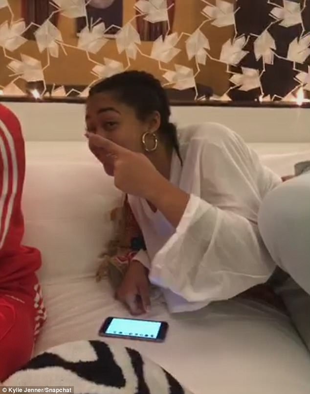 kylie jenner-oxygen3