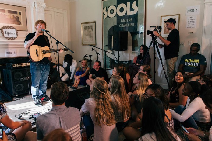 Ed Sheeran - Amnesty International - Give a Home - Hit Channel