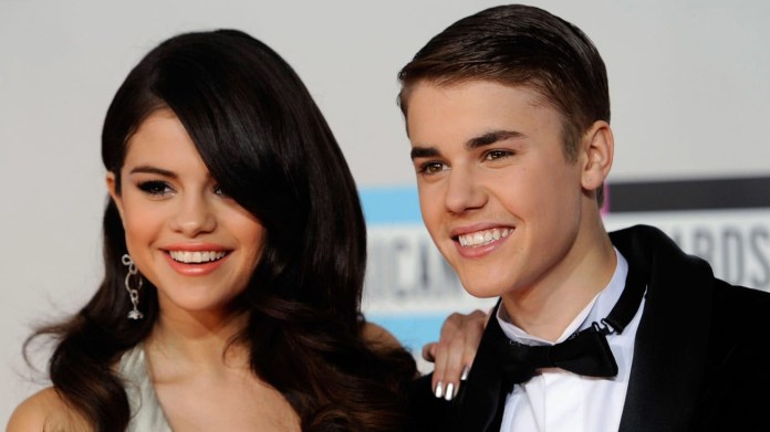 Selena Gomez - Justin Bieber - Hit Channel