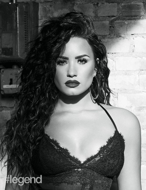 Demi Lovato - Legend - Hit Channel