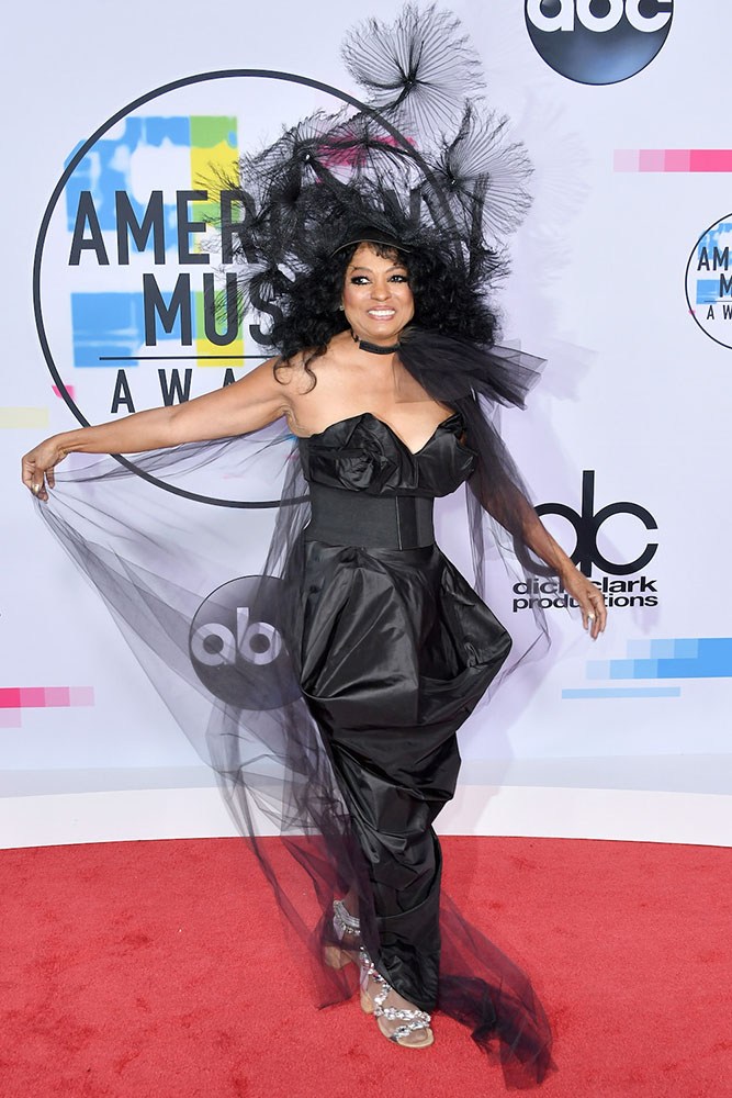 DIANA ROSS - RED CARPET - AMERICAN MUSIC AWARDS - AMAs 2017 - Hit Channel