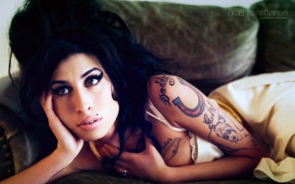 Amy Winehouse Widescreen 211200834740Pm911
