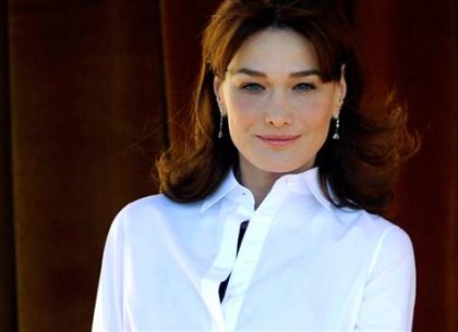 090804-CarlaBruni2-hmed-6a.grid-6x2