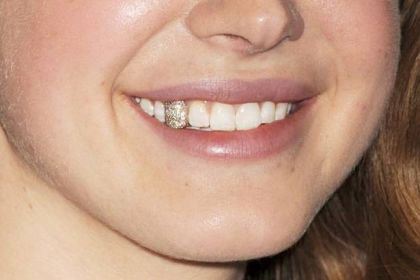 DIAMONDTOOTHSTORYLanaDelReyPerformsinConcertheldattheAmoebaMusicinLosAngelesCalifornia copy
