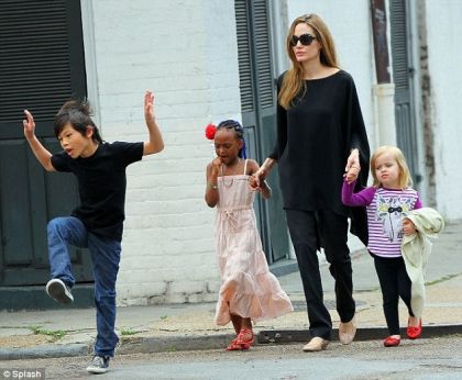 angelina-jolie-s-son-shows-off-dance-moves-during-new-orleans-stroll