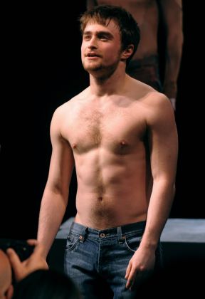 daniel-radcliffe-playopening