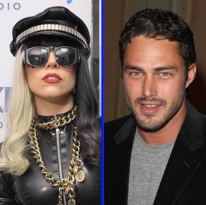 lady-gaga-taylor-kinney-thumb-500x497-30239