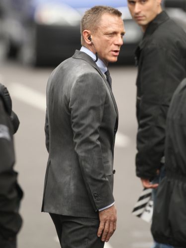 FFN FLYNETUK BondMovie Skyfall 031112 8860827