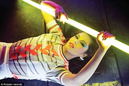 article-0-136232C7000005DC-119 634x424