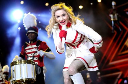 2192719-madonna-tel-aviv-tour-performing-617-409