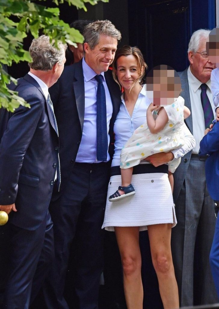 Hugh Grant Παντρεύτηκε στα 57 του χρόνια ο πασίγνωστος ηθοποιός