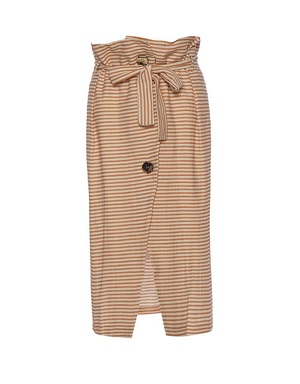 Φούστα.
BSB, €59,90
bsbfashion.com