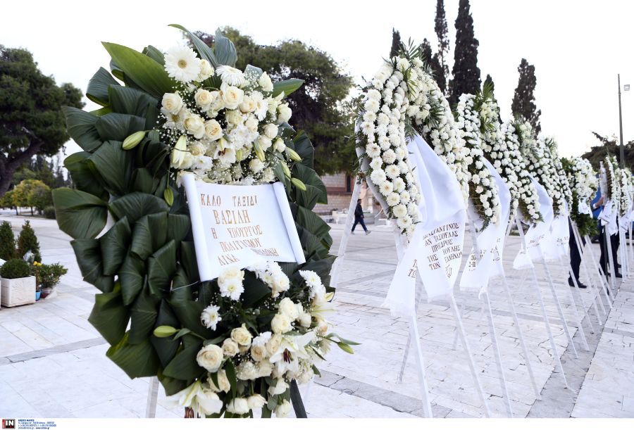 Βασίλης Βασιλικός κηδεία