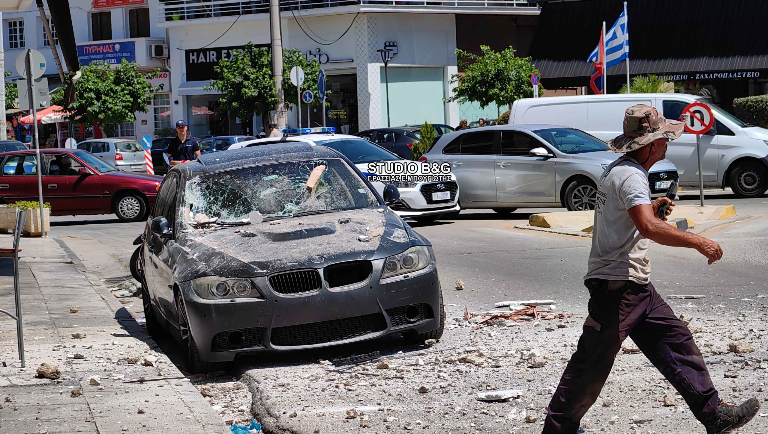 Κατέρρευσε μπαλκόνι στο Ναύπλιο
