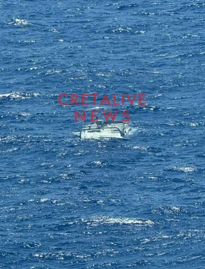 ΣΚΑΦΟΣ ΣΑΝΤΟΡΙΝΗ ΠΟΙΝΙΚΟΛΟΓΟΣ