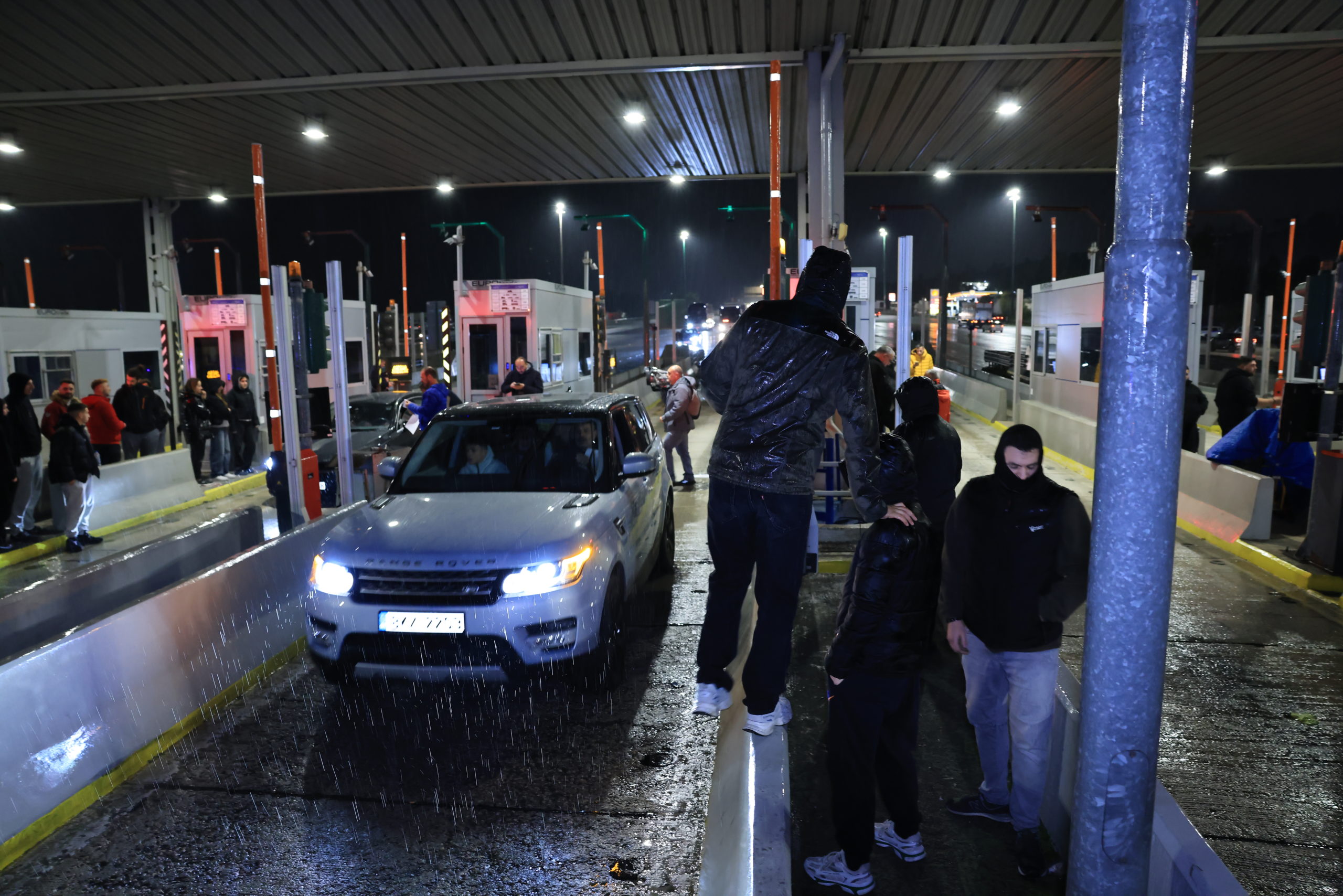 αγρότες, μπλόκα, τρακτέρ, διόδια, Αφίδνες