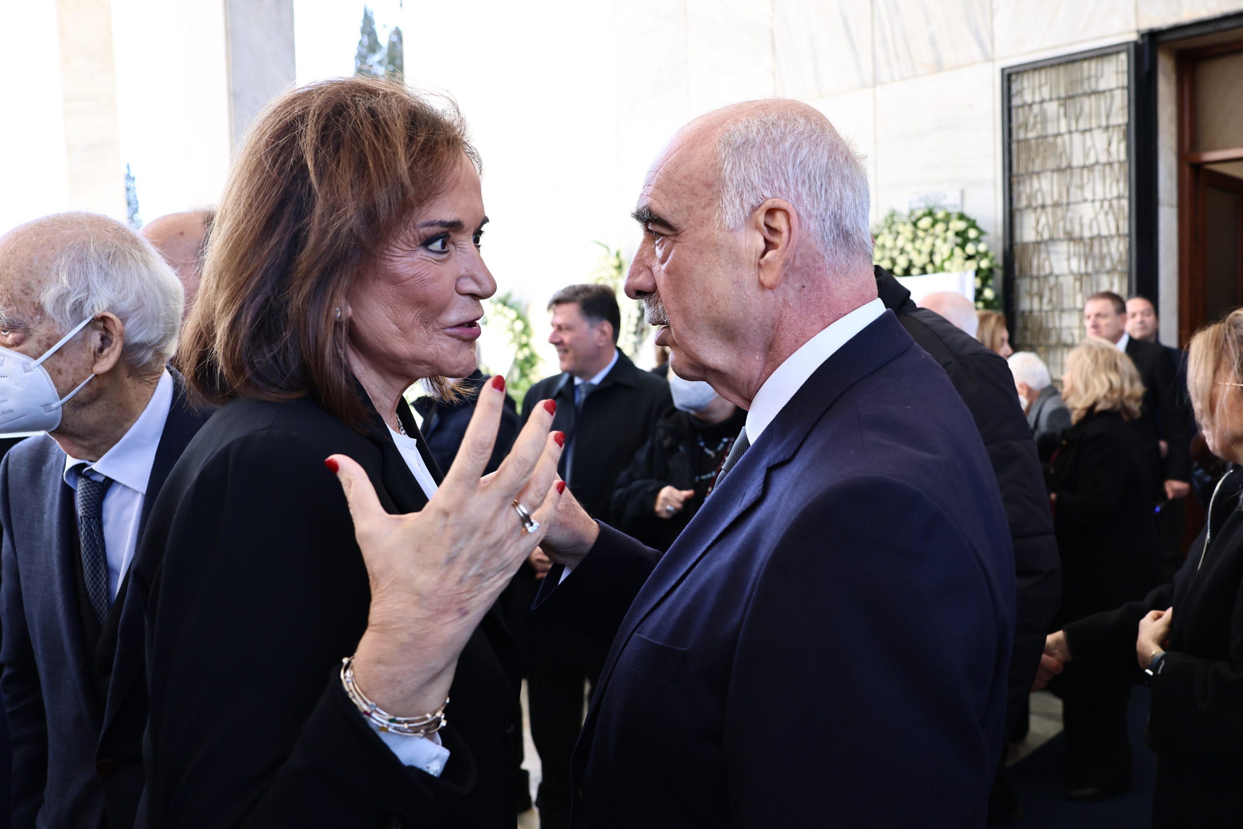 ΕΞΟΔΙΟΣ ΑΚΟΛΟΥΘΙΑ ΤΗΣ ΠΡΩΗΝ ΠΡΟΕΔΡΟΥ ΤΗΣ ΒΟΥΛΗΣ ΑΝΝΑΣ ΨΑΡΟΥΔΑ - ΜΠΕΝΑΚΗ