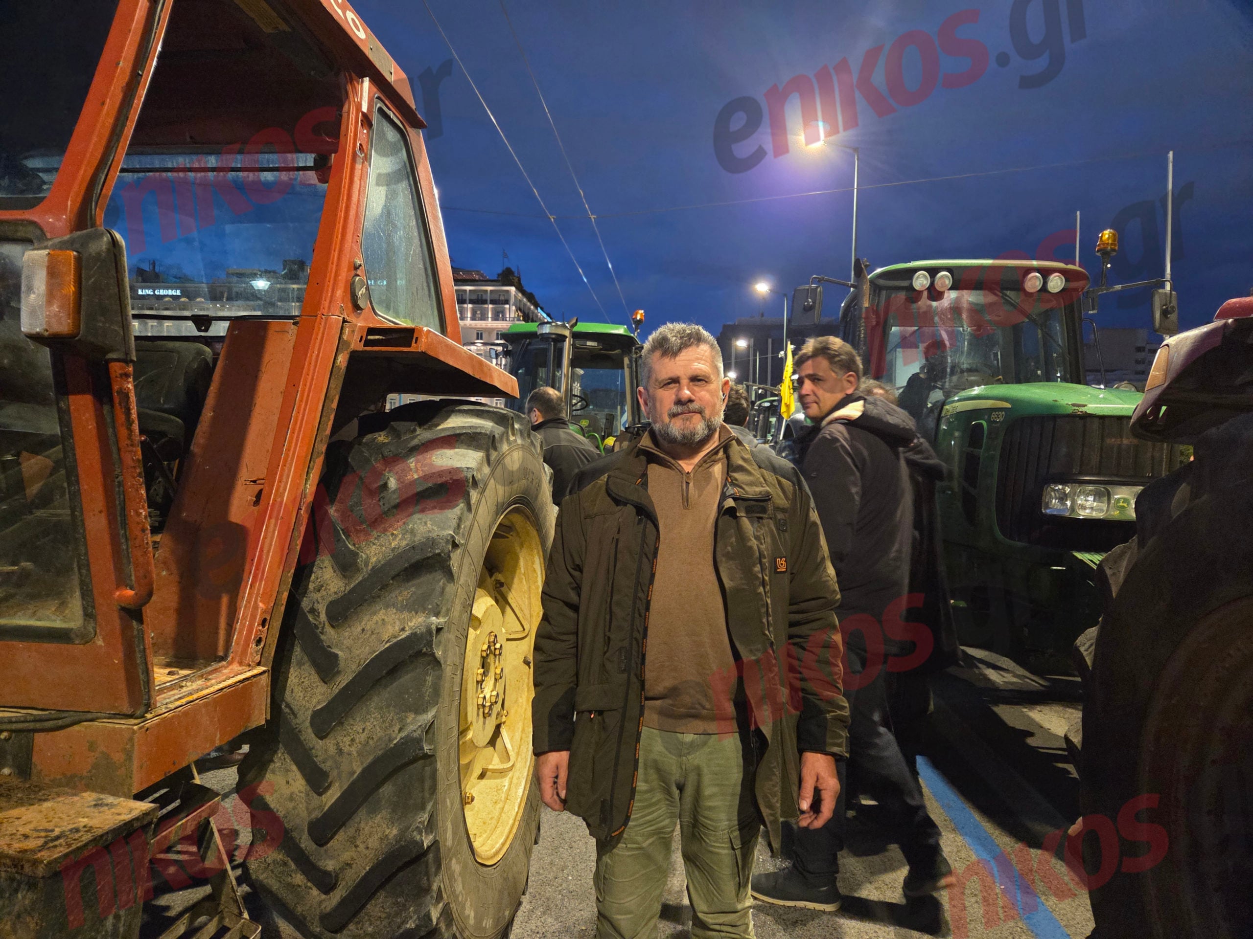 Αγρότες, τρακτέρ, Σύνταγμα, Διονύσης Δρένος