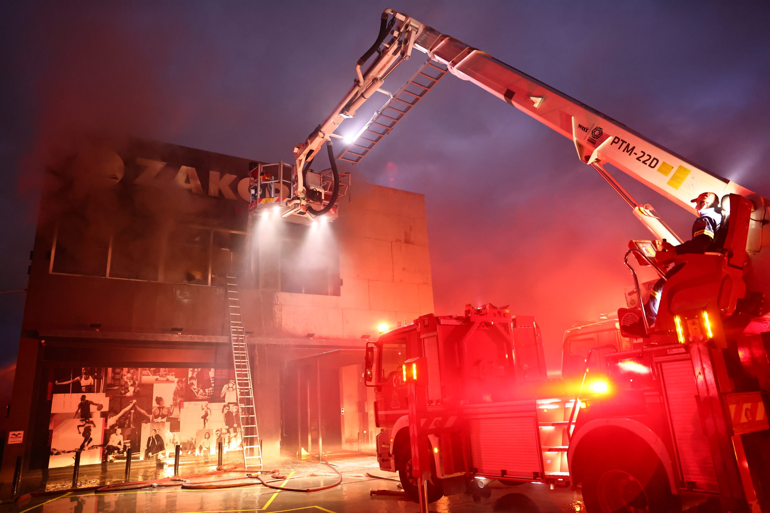 φωτιά Zakcret Σπάτα