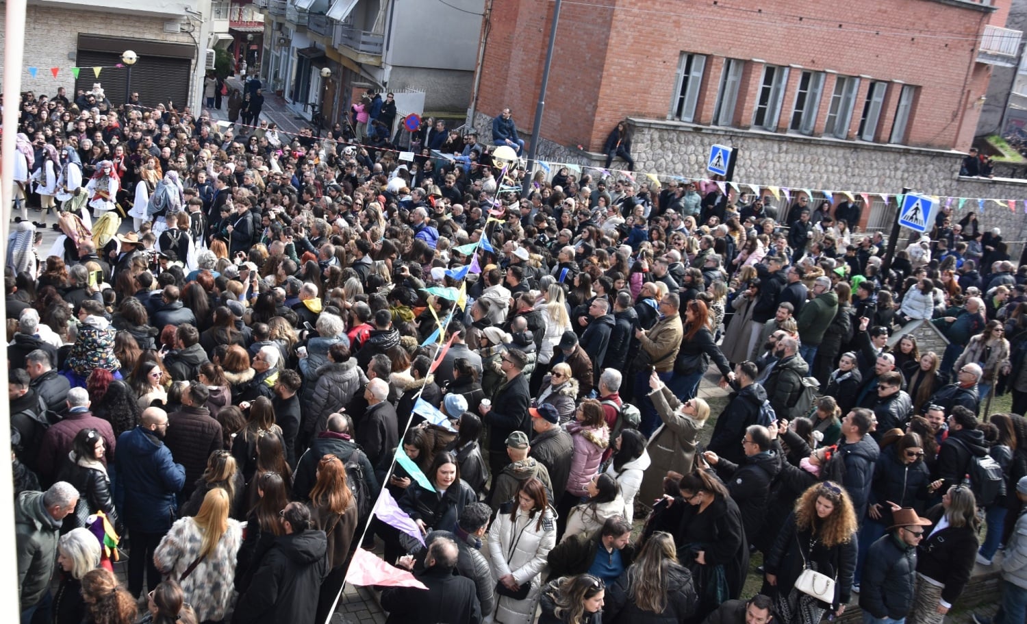 ΝΑΟΥΣΑ ΑΠΟΚΡΙΕΣ