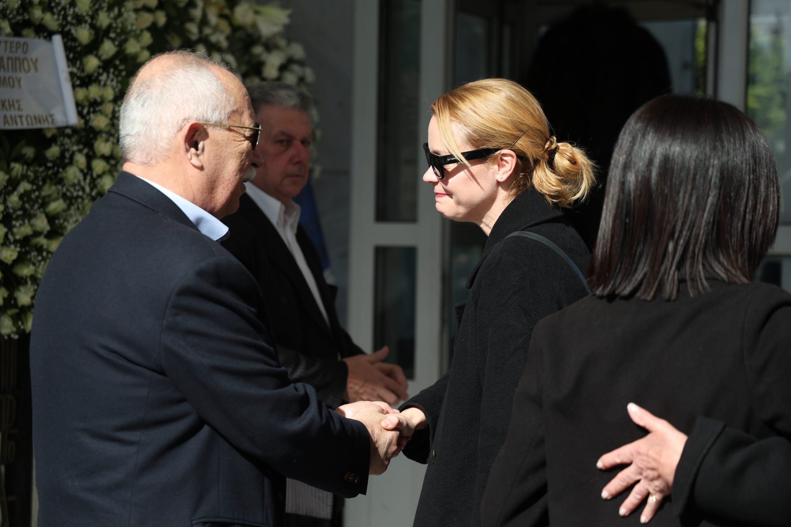 Κηδεία Παπαληγούρας