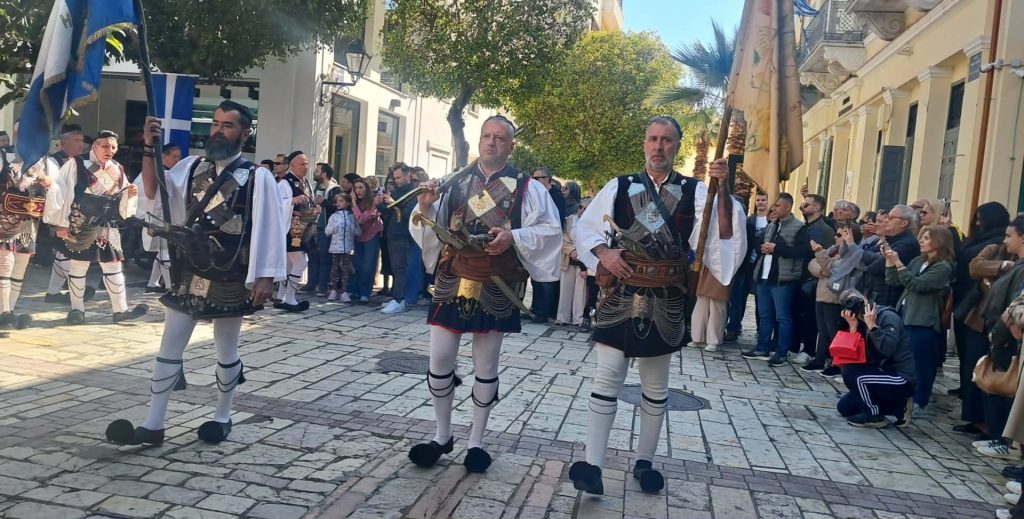 Παρέλαση για το εορτασμό 200 χρόνων από την Ηρωική έξοδο του Μεσολογγίου