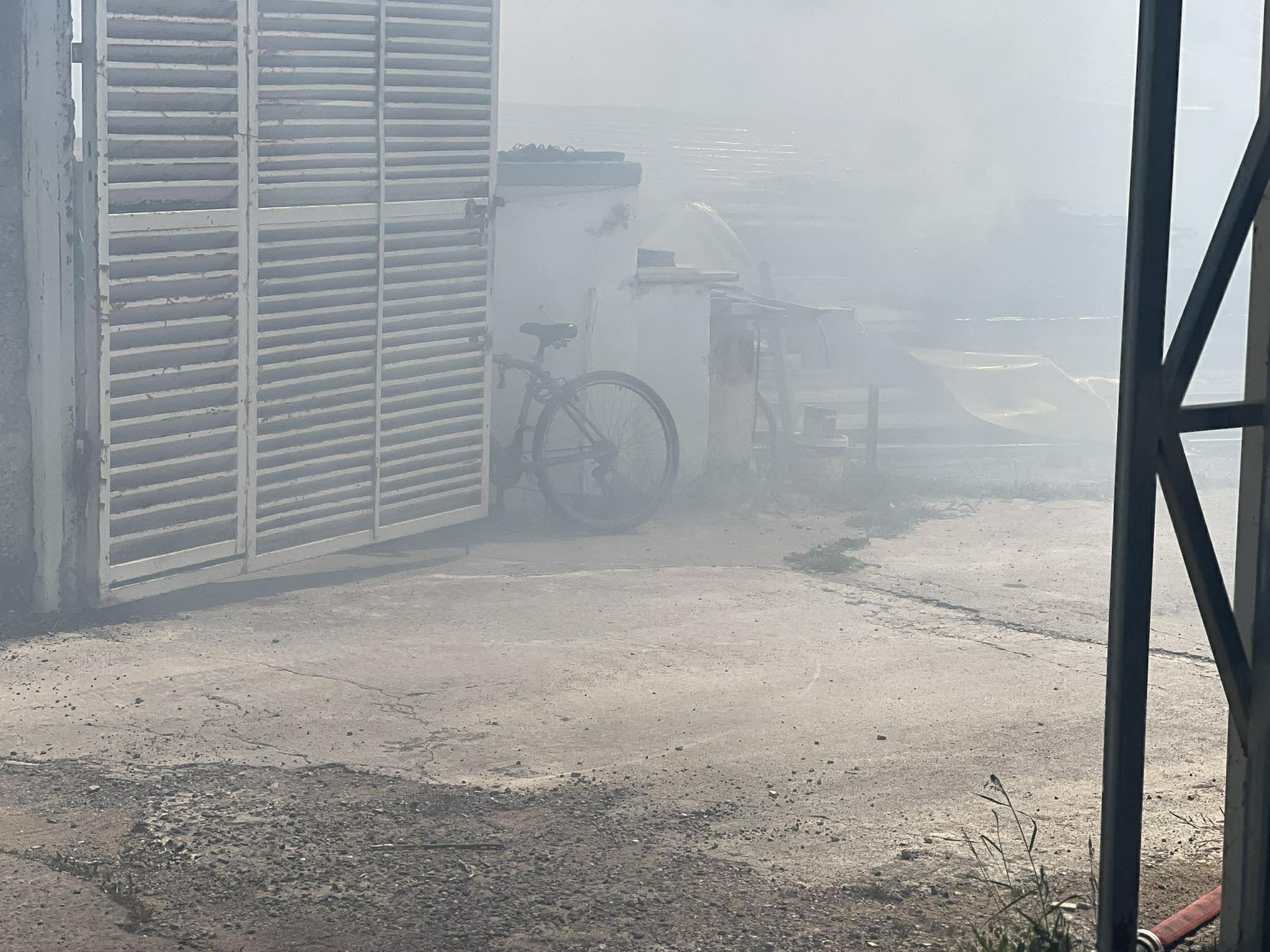 Καλαμάτα - Φωτιά σε επιχείρηση