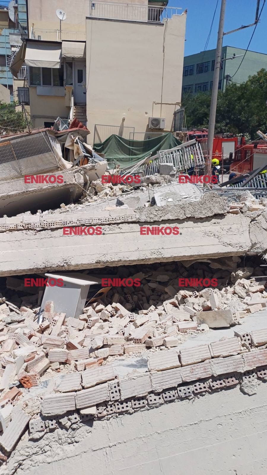 Πετράλωνα- κατάρρευση πολυκατοικίας