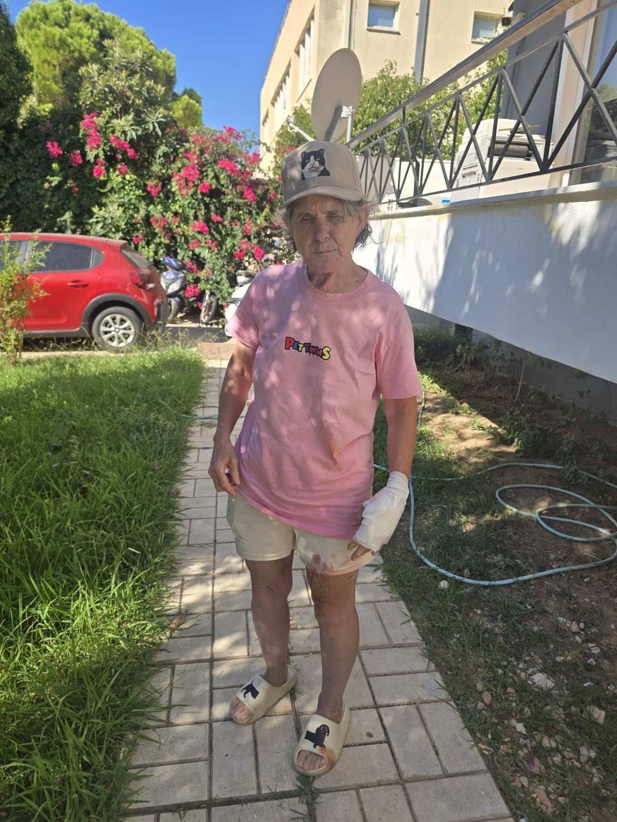 Βάρη, Επίθεση σκύλων