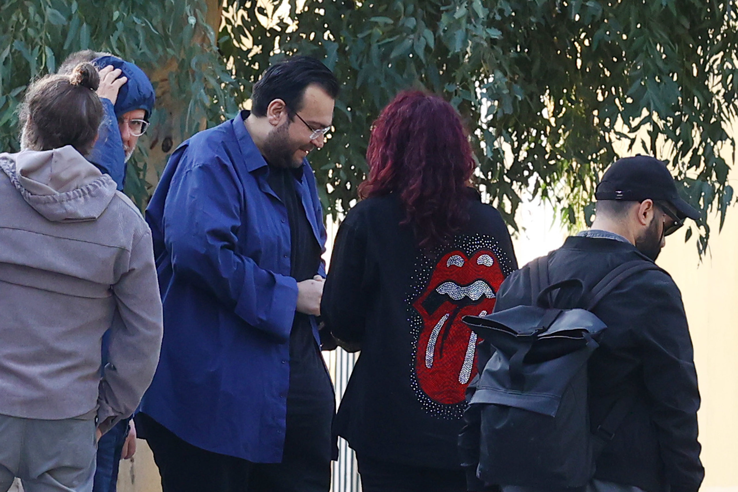 ΕΥΕΛΠΙΔΩΝ - ΜΕΤΑΓΩΓΗ ΣΤΟΝ ΑΝΑΚΡΙΤΗ ΤΟΥ ΠΡΟΕΔΡΟΥ ΤΟΥ ΛΑΟΣ ΚΑΙ ΤΗΛΕΠΑΡΟΥΣΙΑΣΤΗ ΦΙΛΙΠΠΟΥ ΚΑΜΠΟΥΡΗ ΤΗΣ ΣΥΖΥΓΟΥ ΤΟΥ ΑΝΝΑΣ ΣΥΝΟΥΛΗ ΚΑΙ ΤΩΝ ΥΠΟΛΟΙΠΩΝ ΜΕΛΩΝ ΤΗΣ ΕΓΚΛΗΜΑΤΙΚΗΣ ΟΡΓΑΝΩΣΗΣ ΓΙΑ ΑΠΑΤΗ ΣΕ ΒΑΡΟΣ ΤΟΥ ΕΦΚΑ